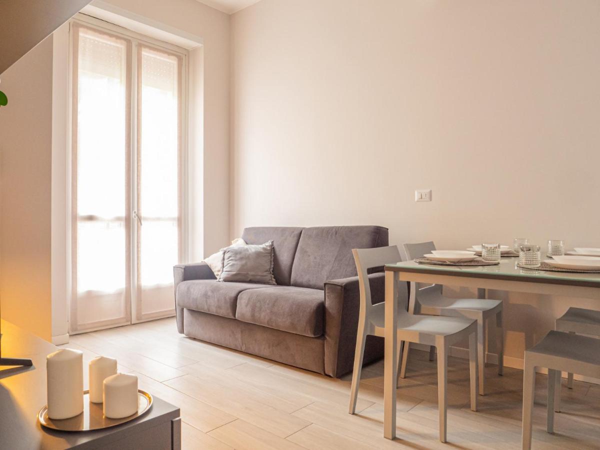 The Best Rent - Apartment With Balcony In Milan Downtown Εξωτερικό φωτογραφία