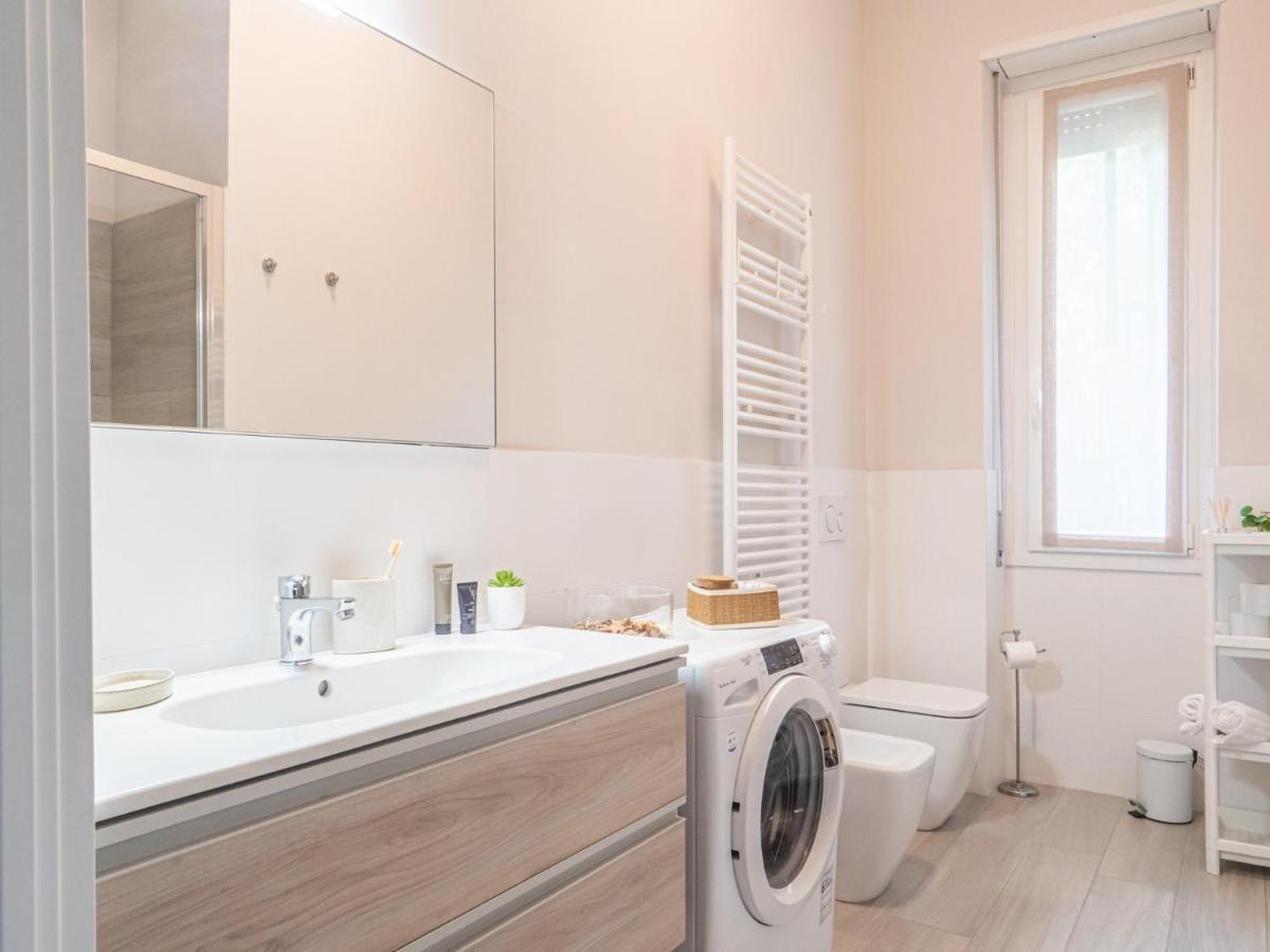 The Best Rent - Apartment With Balcony In Milan Downtown Εξωτερικό φωτογραφία